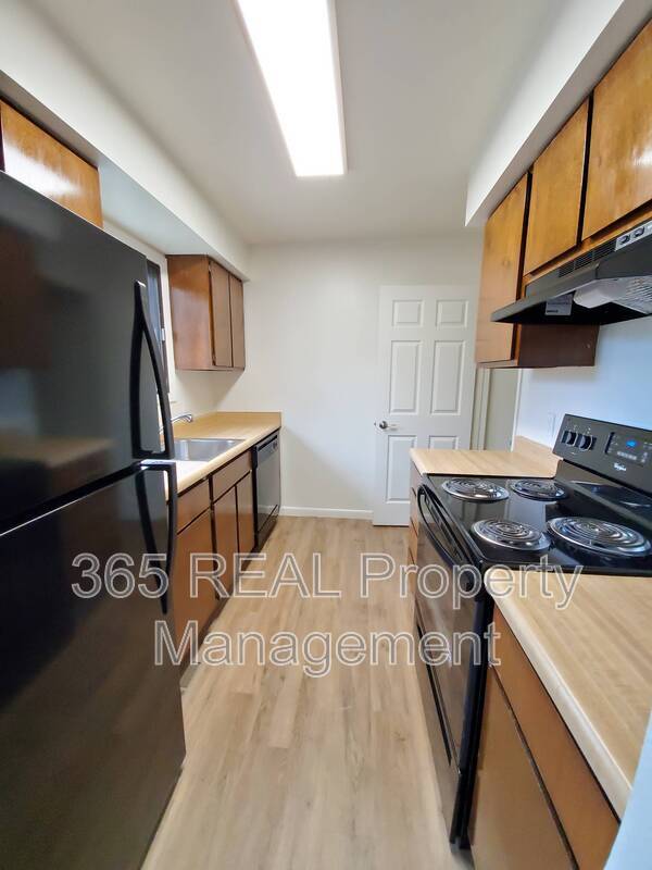 Photo - 2141 28th Ave Ct
