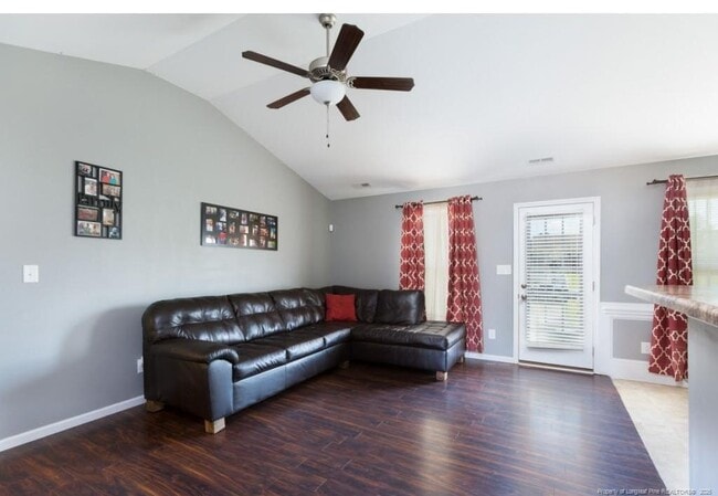 Photo - 476 Blackhawk Lane