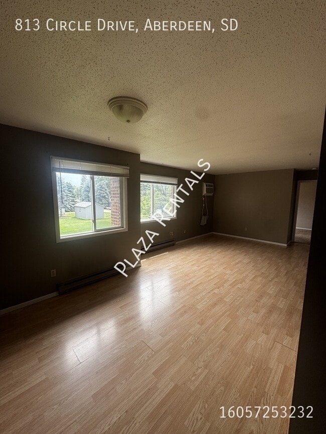 Building Photo - 1108 N 3rd St Unit 7E