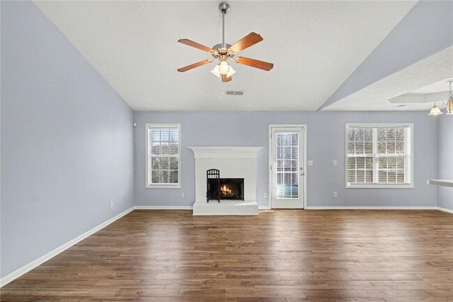 Photo - 843 Brandon Dr