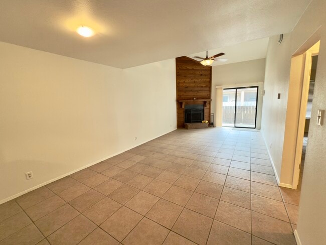 Photo - 95 Poinciana Dr