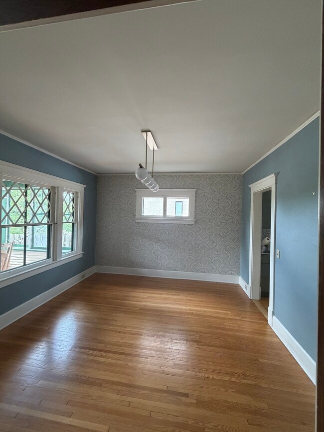 Photo - 3029 Humboldt Ave S