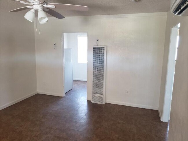 Photo - 2 bedroom in Eloy AZ 85131 Unidad 13