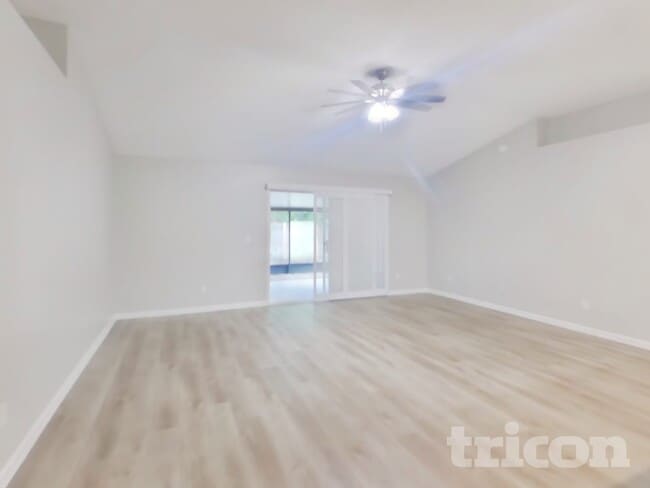 Photo - 3870 Chapelgate Rd