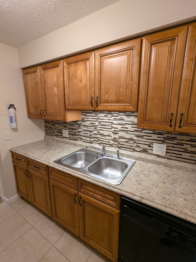 Photo - 2207 Spring Park Rd Unit 10