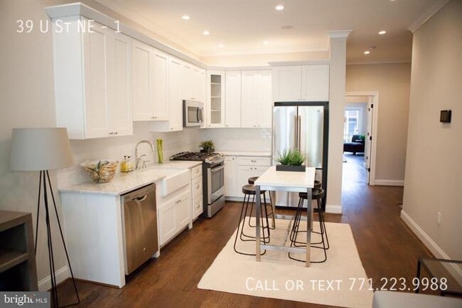 Photo - 39 U St NE