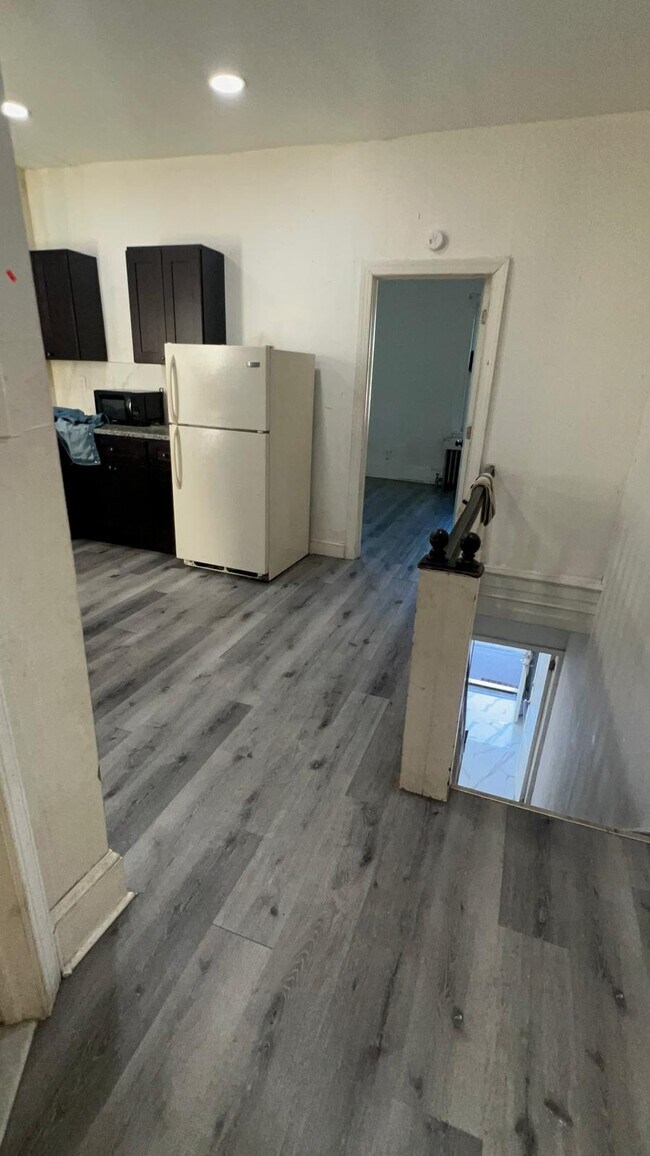 Pasillo - 2104 S 65th St Unidad 2