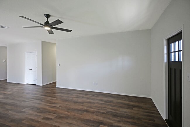 Photo - 963 Steeplebush