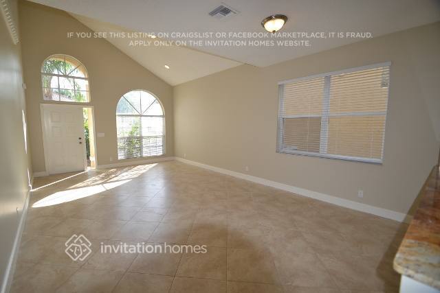 Photo - 7988 Lakewood Cove Ct