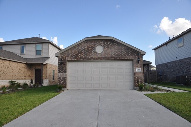 Photo - 23327 Briarstone Hbr Trl