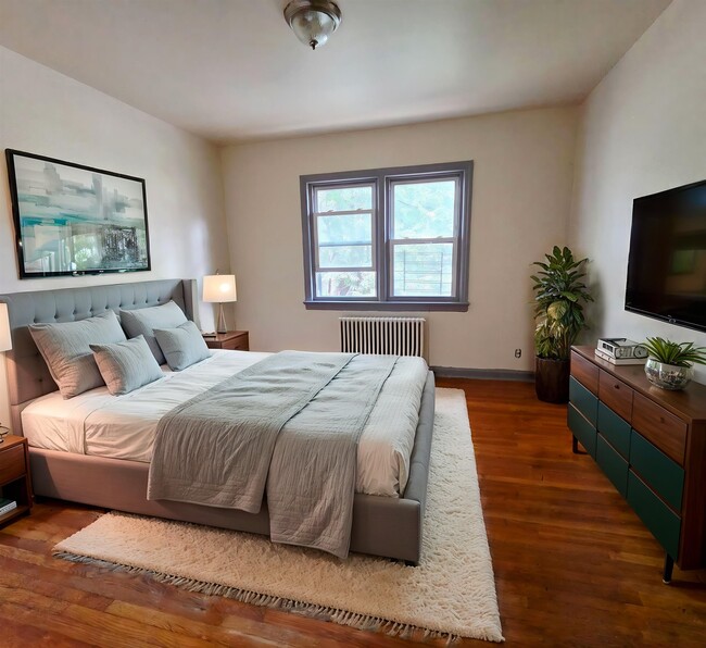 140 Van Houten Ave Unit 10B
