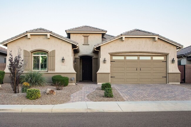 Building Photo - FURNISHED 3 BEDROOM IN CHANDLER!! Rental
