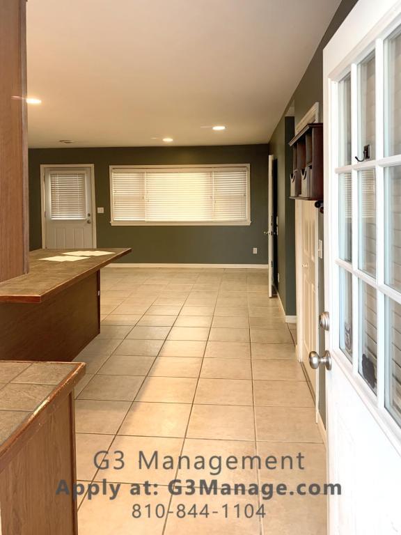 Photo - 6304 Stephen