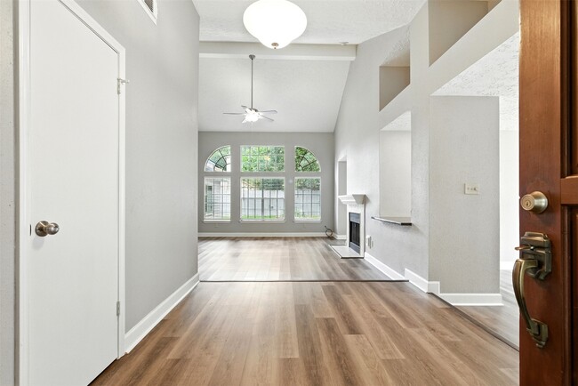 Building Photo - 5438 Garden Village Dr Rental
