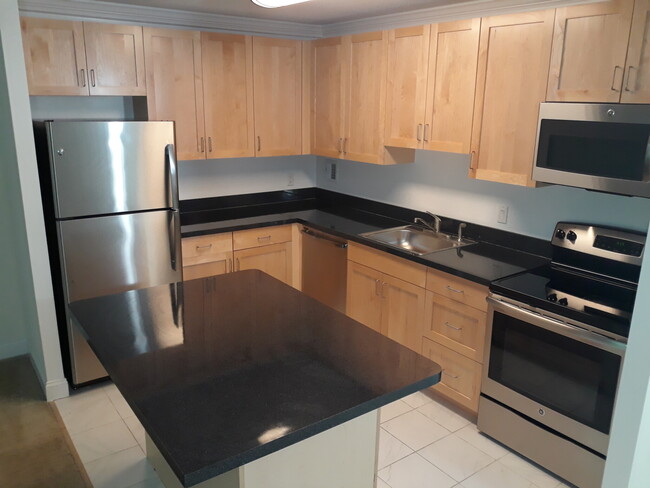 Photo - 1450 Worcester Rd Condo Unit 8114