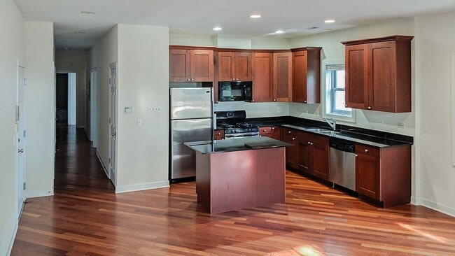 Photo - 3114 N Racine Ave Unit 3N