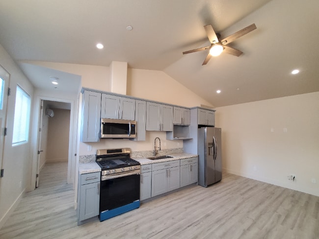 Photo - 138 N Mildred Ave