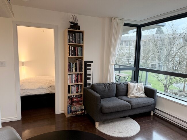 Photo - 3588 Crowley Dr Unit 213