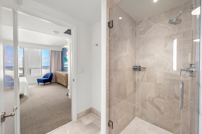 Photo - 4343 Collins Ave Unit SI ID1540448P