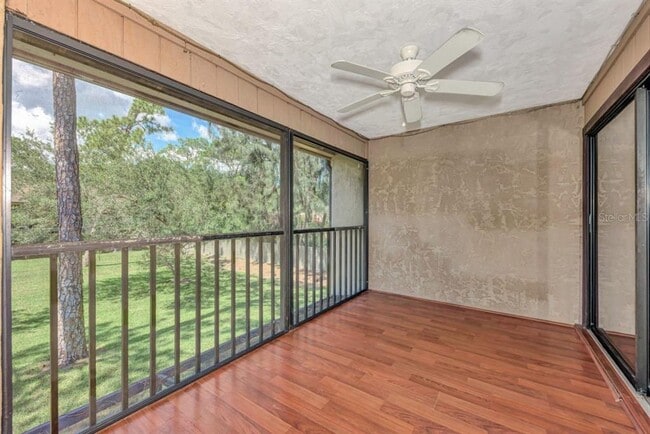 Photo - 5645 Summerside Ln Unit 40B