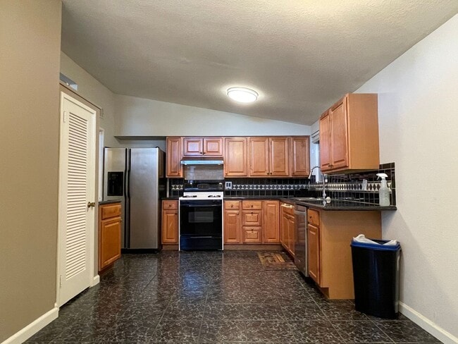 Photo - 1150 Pecos Way Unit Main