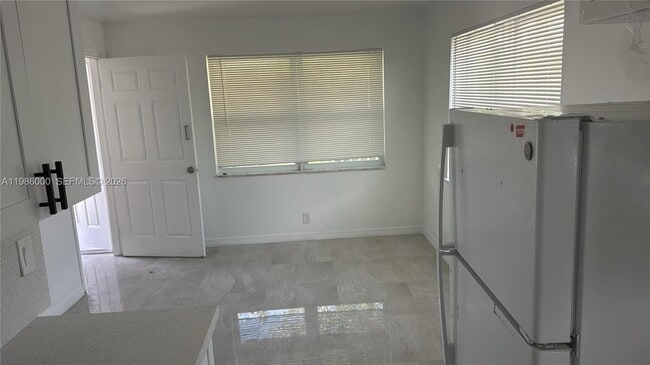 Photo - 6201 SW 37 Ct Unit 3A