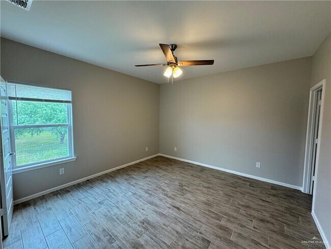 Photo - 1312 W Sucre Dr Unit 4