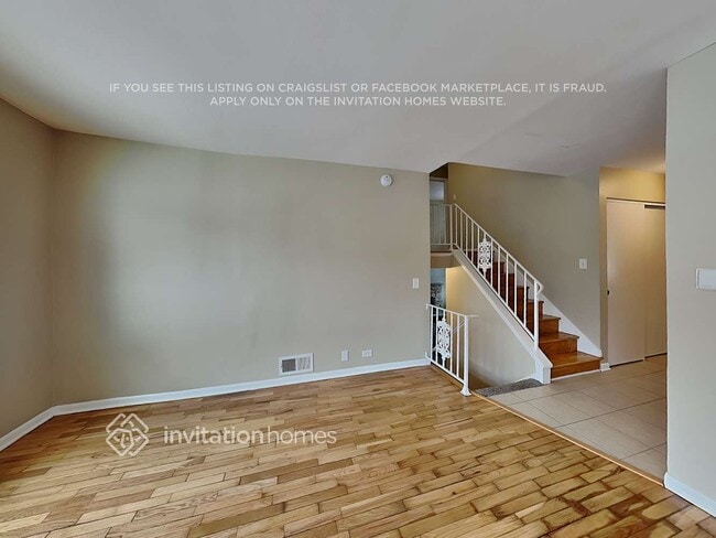 Photo - 421 Spruce Dr