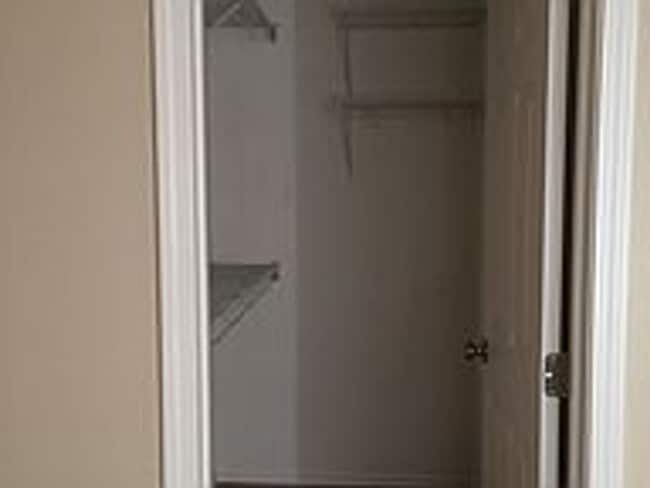 Photo - Comfort Meets Convenience in the Heart of Pullman