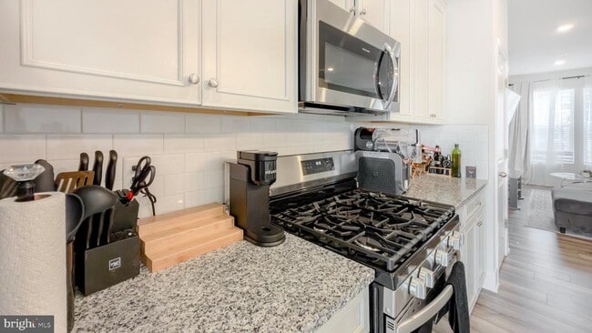 11042 Corvin Pl