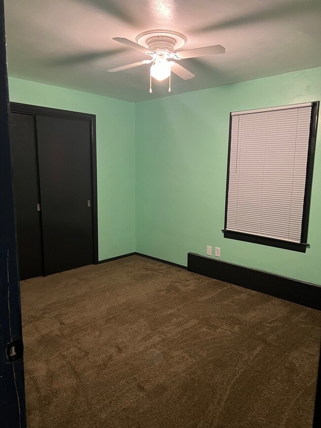 Photo - 4702 N 44th St Unit 4702 N 44th st