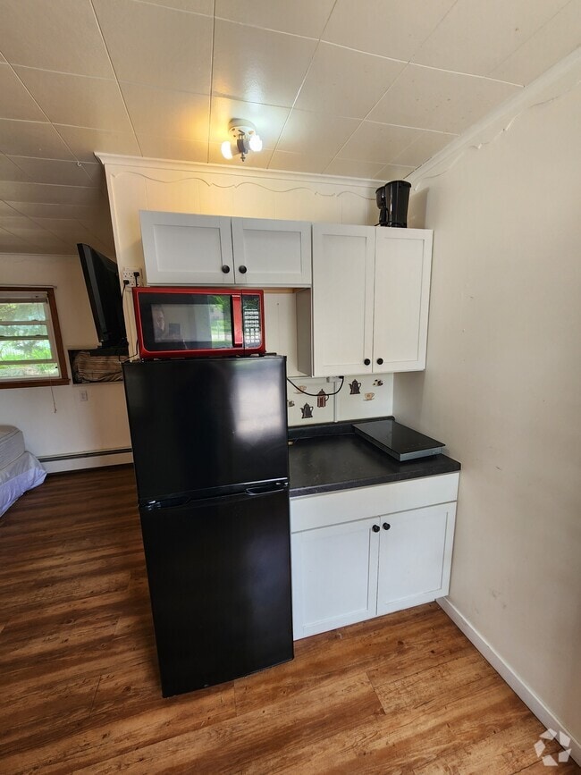 Building Photo - 605 30th Ave W Rental