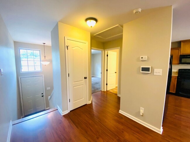 Photo - 1728 Thistlewood Dr Unit A