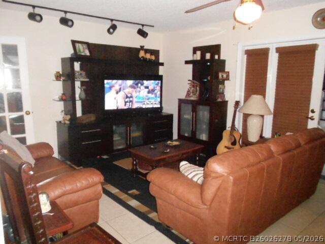 Photo - 54 Matador Ln