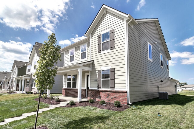 Photo - 422 Eisenhower St