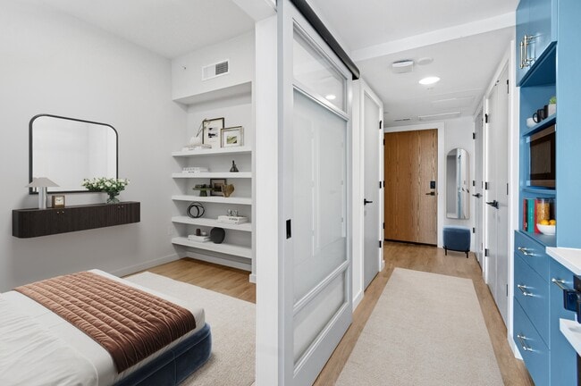 NOVEL 14th Street by Crescent Communities