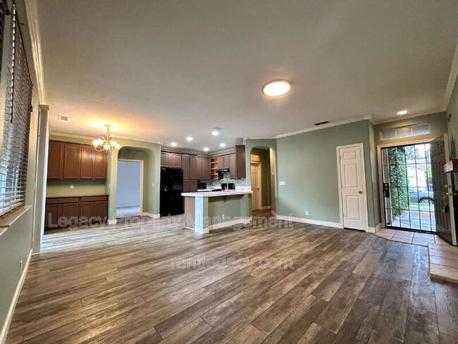 Photo - 1867 Malachite Way