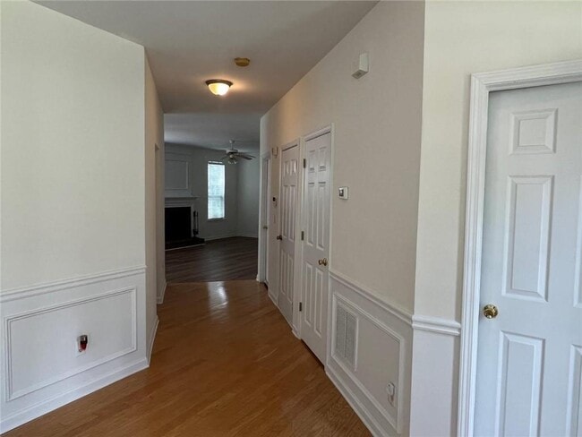 Photo - 421 Holland Springs Dr NW