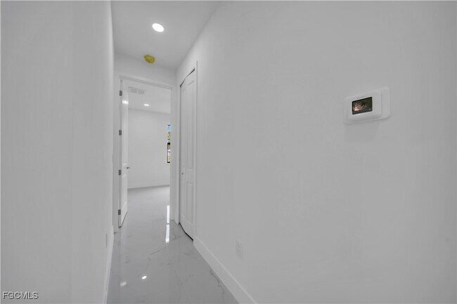 Photo - 708 Poinsettia Ave