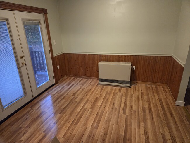 Photo - 495 Carter Hill Rd Unit 2