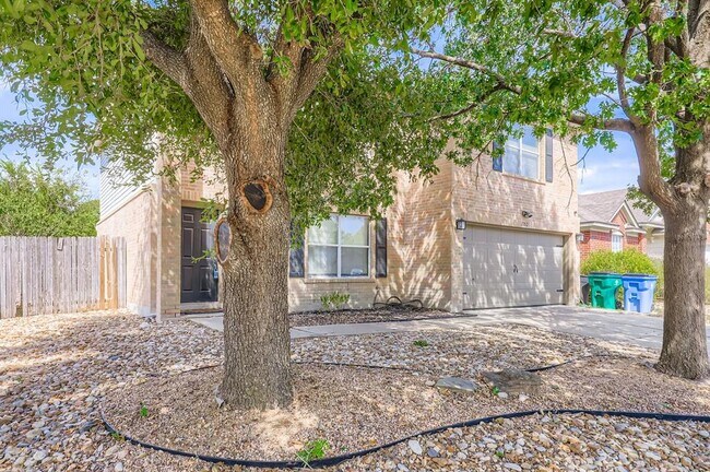 Photo - 1202 Hughmont Dr