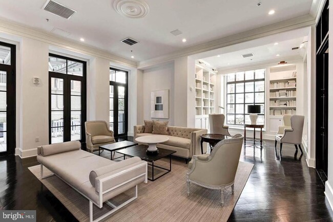 Building Photo - 1011 M St NW Unit 307 Rental