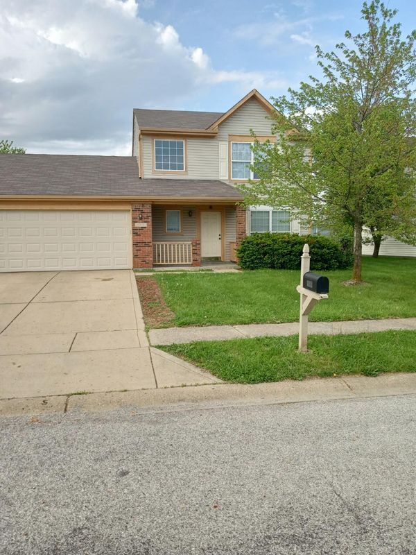 Photo - 10618 Sedgegrass Dr House