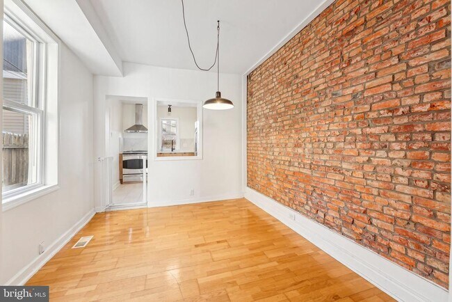 Photo - 3008 W Harper St