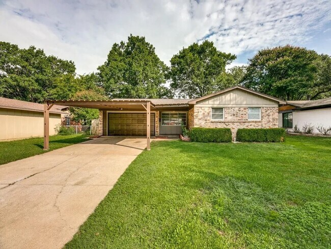 Photo - 11341 Dalron Dr House