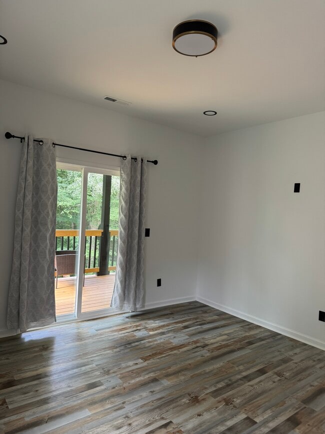 Photo - 242 Oakdale Ave Casa