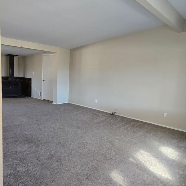 Photo - A Slice of Country Living!