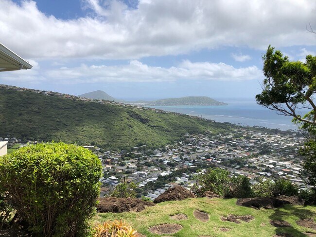 Kahalakua House - Kahalakua House