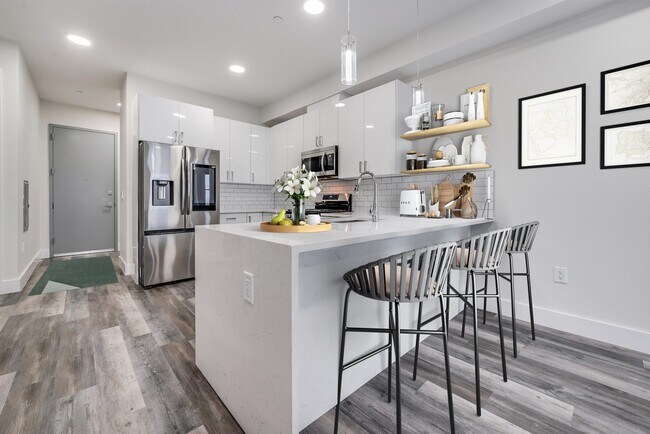 Building Photo - 3443 John F. Kennedy Blvd Rental