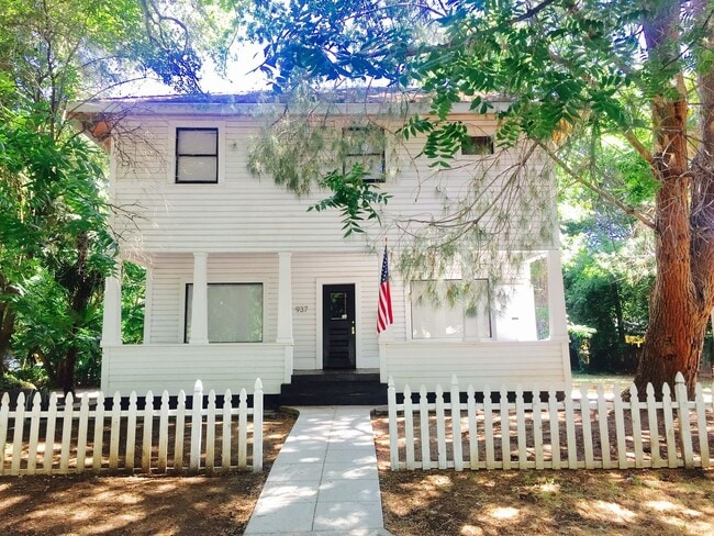 Building Photo - Orient Street Unit 2